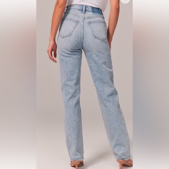 Abercrombie Ultra High Rise 90s Straight Jean Sz 28s - Picture 2 of 6